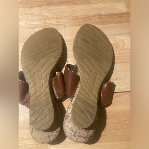 Montego Bay Club sandal in Good condition in size 10W. See pictures for detail - Picture 10 of 10